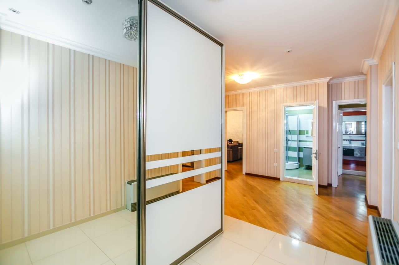 Апартаменты Luxary Apartment On Tarqovu Centr Баку