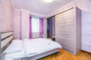 Апартаменты Luxary Apartment On Tarqovu Centr Баку Апартаменты с 3 спальнями-23