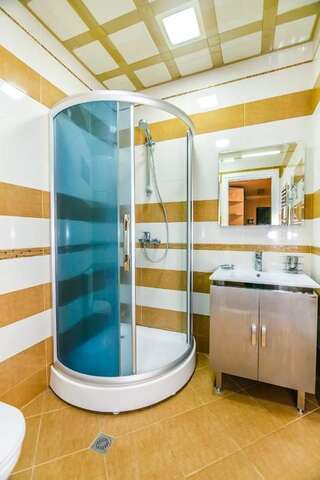 Апартаменты Luxary Apartment On Tarqovu Centr Баку Апартаменты с 3 спальнями-53