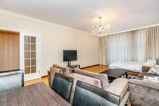 Апартаменты Luxary Apartment On Tarqovu Centr Баку Апартаменты с 3 спальнями-63