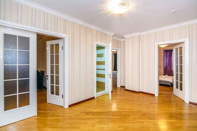 Апартаменты Luxary Apartment On Tarqovu Centr Баку-30