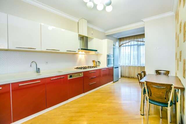 Апартаменты Luxary Apartment On Tarqovu Centr Баку-33