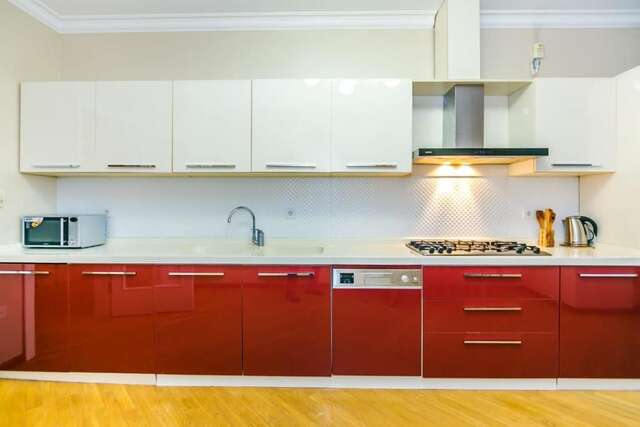 Апартаменты Luxary Apartment On Tarqovu Centr Баку-64